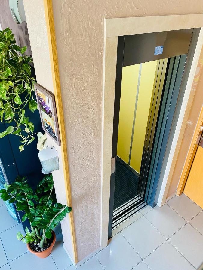 Hostal L'Anfora Denia Kültér fotó